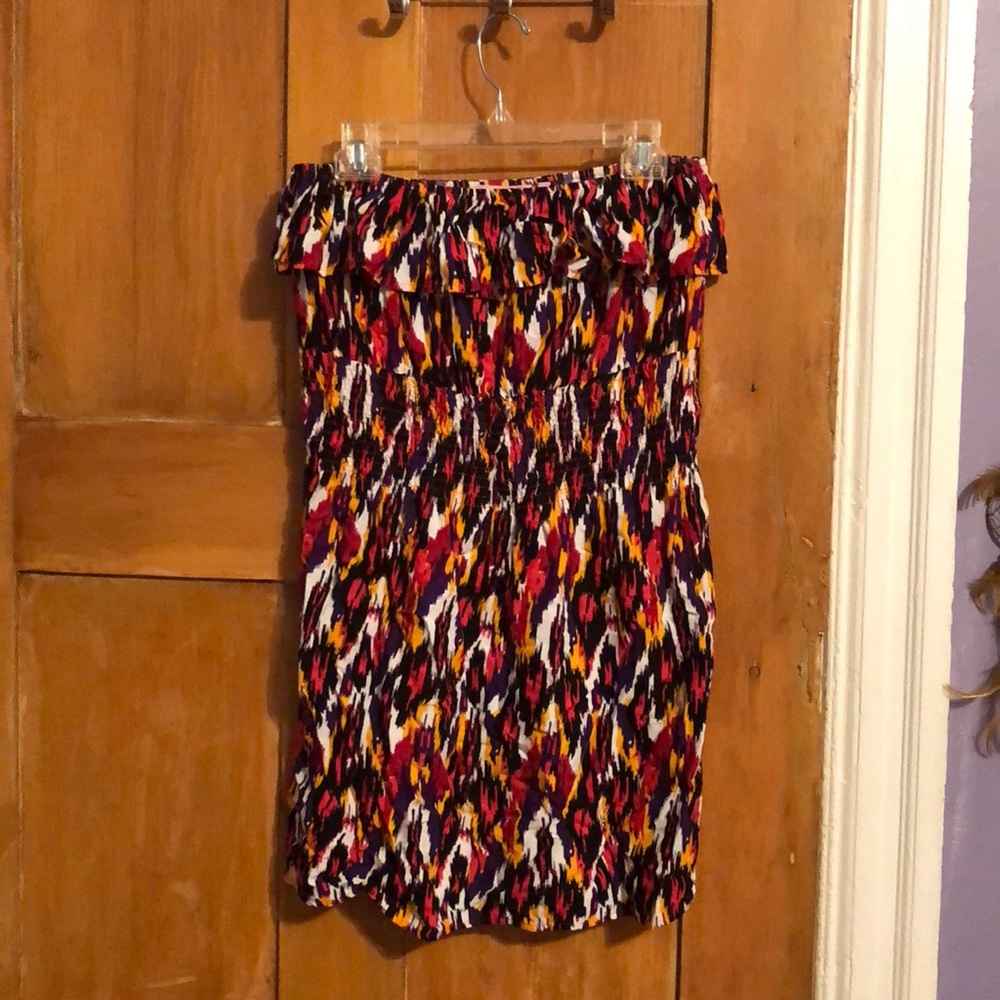 Strapless Patterned Dress